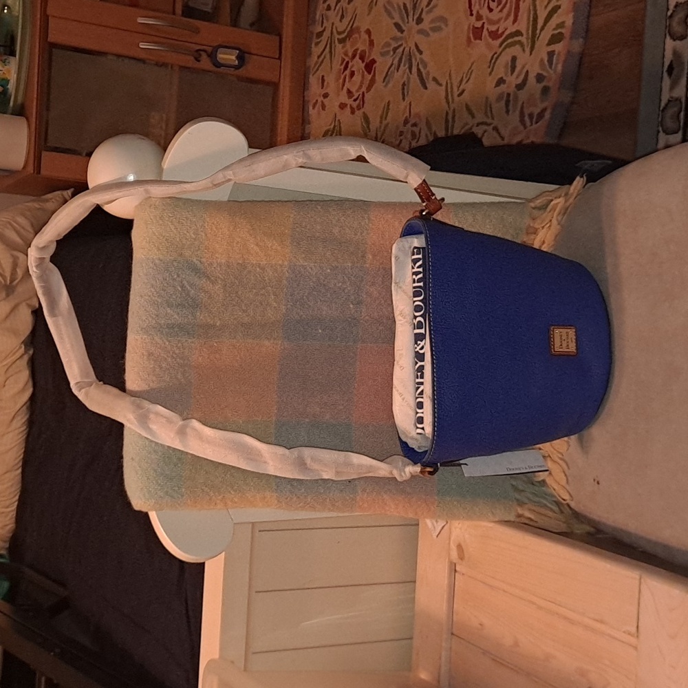 Dooney and Bourke small Thea bag in French Blue pebble leather